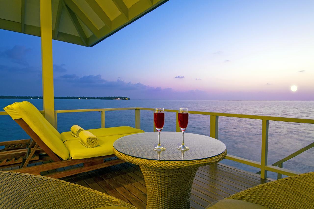 Summer Island Maldives Resort Reethi Rah Esterno foto