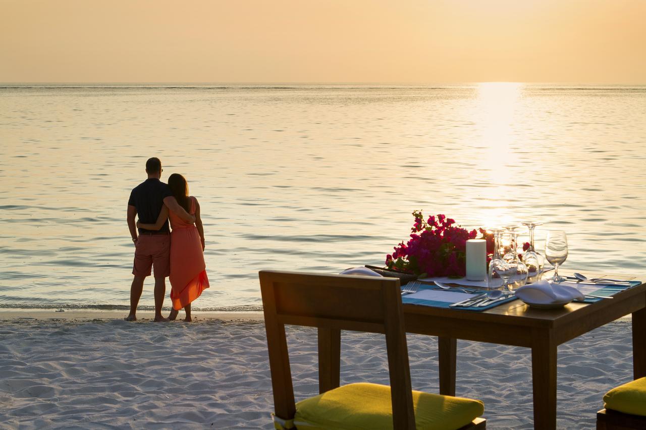 Summer Island Maldives Resort Reethi Rah Esterno foto